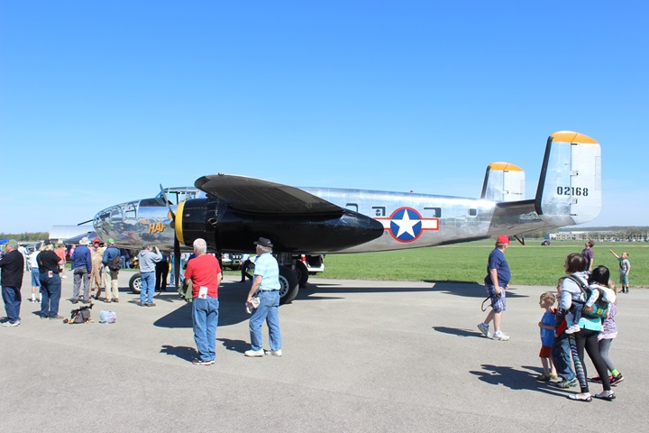 Warbirds And Airshows - 2017 B-25 Fly-Over At The Air Force Museum